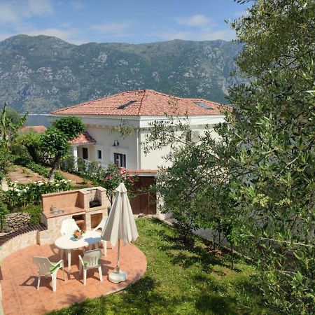 Holiday House In The Kotor Bay 外观 照片